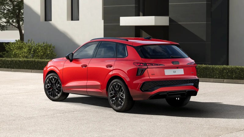 2026 Audi Q3 S-line TFSI 195kW quattro image 3