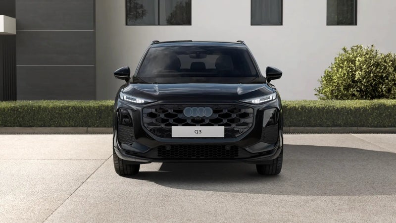 2026 Audi Q3 S-line TFSI 195kW quattro image 5
