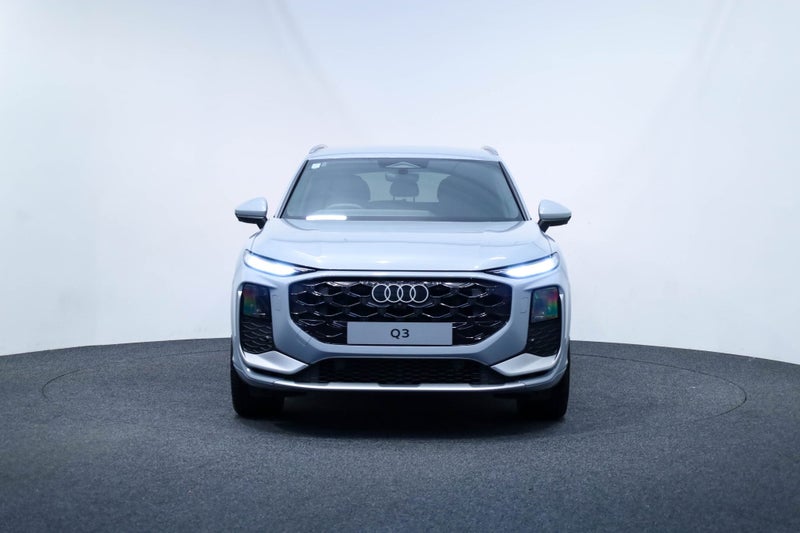 2026 Audi Q3 S-line TFSI MHEV 110kW image 2
