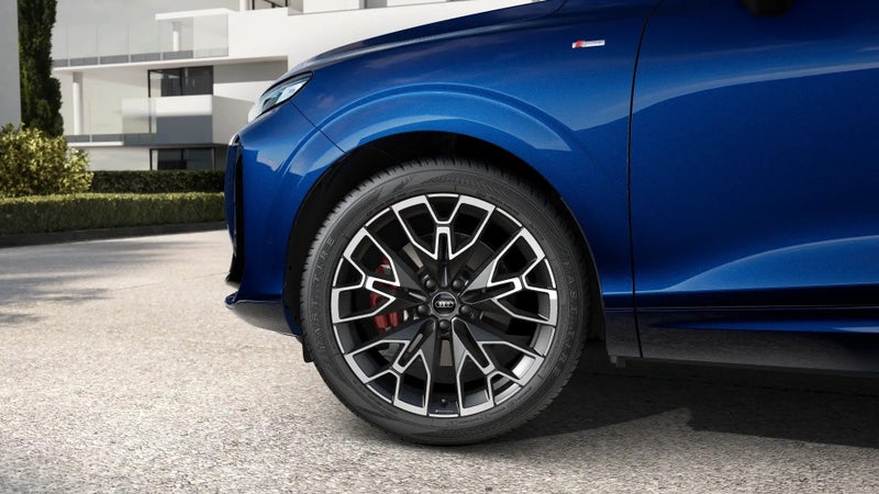 2026 Audi Q3 Sportback S-line TFSI 195kW quattro image 5