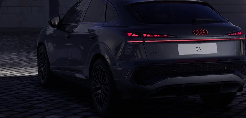 2026 Audi Q3 Sportback S-line TFSI 195kW quattro image 3