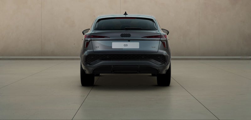 2026 Audi Q3 Sportback S-line TFSI 195kW quattro image 4