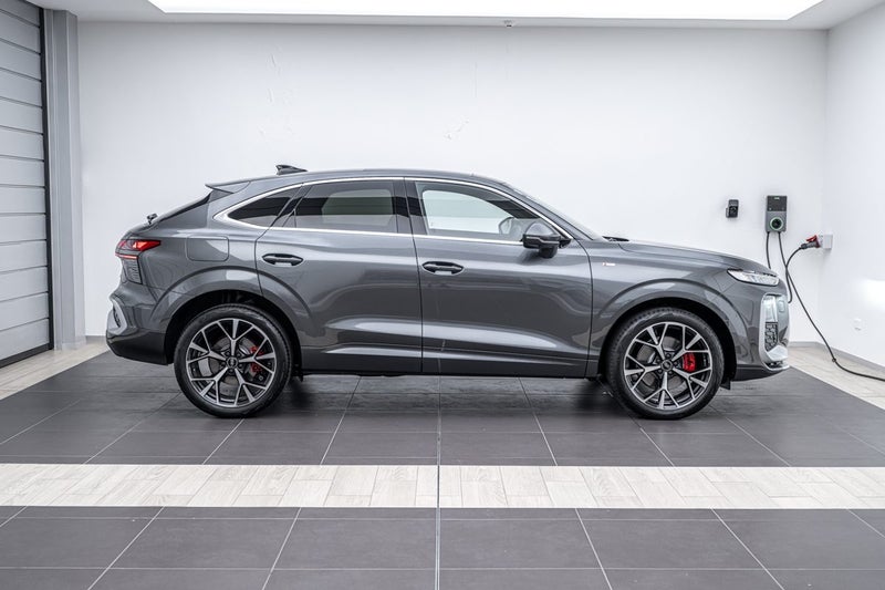 2026 Audi Q3 SPORTBACK TFSI QUATTRO 195 image 2