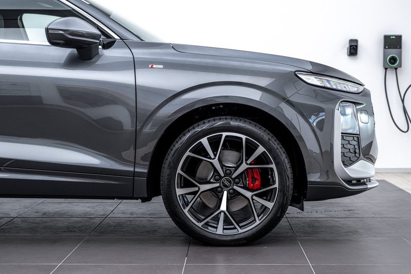 2026 Audi Q3 SPORTBACK TFSI QUATTRO 195 image 4