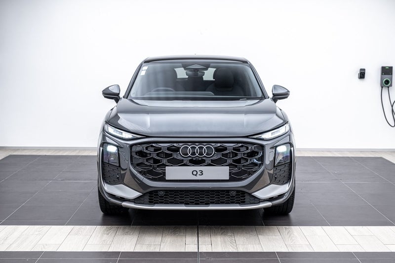 2026 Audi Q3 SPORTBACK TFSI QUATTRO 195 image 5