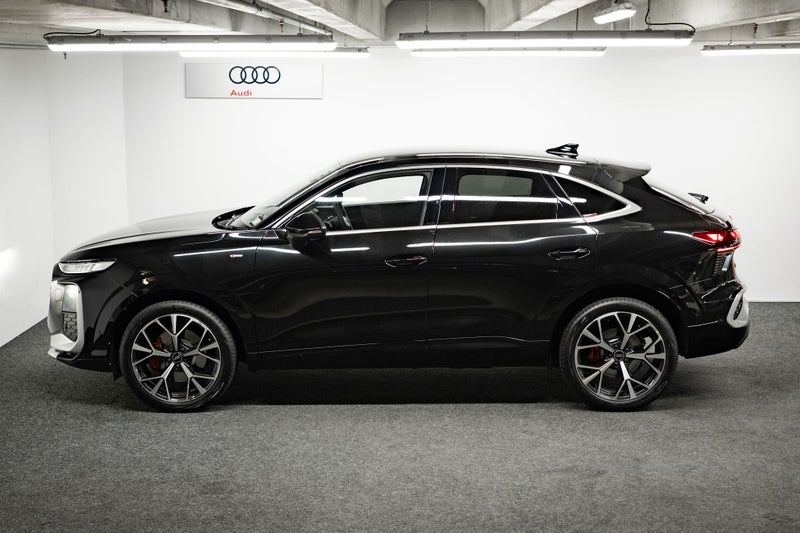 2026 Audi Q3 Sportback TFSI quattro 195 image 3