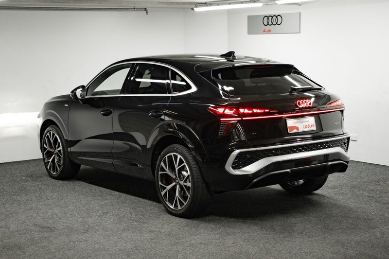 2026 Audi Q3 Sportback TFSI quattro 195 image 4