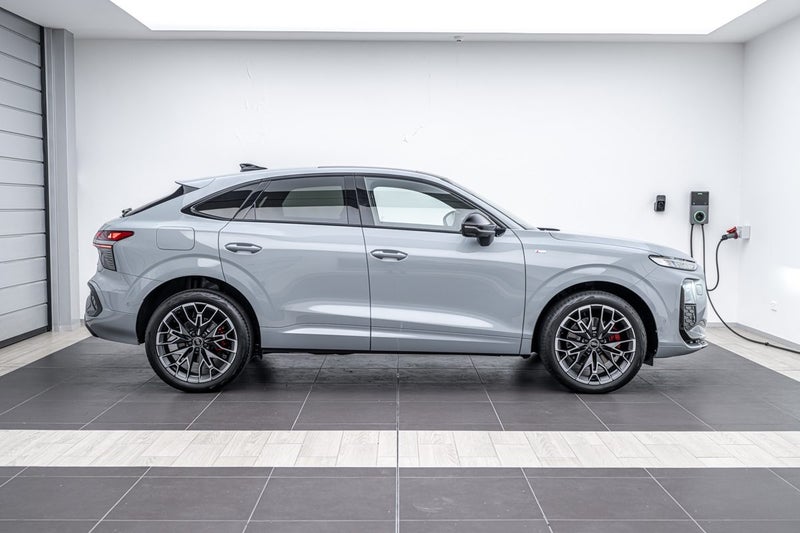 2026 Audi Q3 SPORTBACK TFSI QUATTRO 195 KW image 2