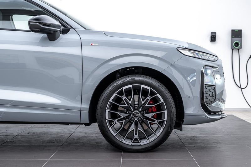 2026 Audi Q3 SPORTBACK TFSI QUATTRO 195 KW image 3