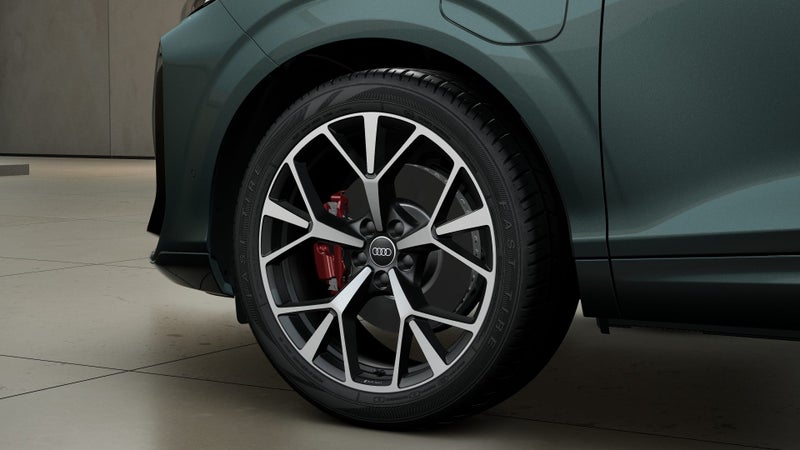 2026 Audi Q3 SUV e-hybrid 200 kW image 4