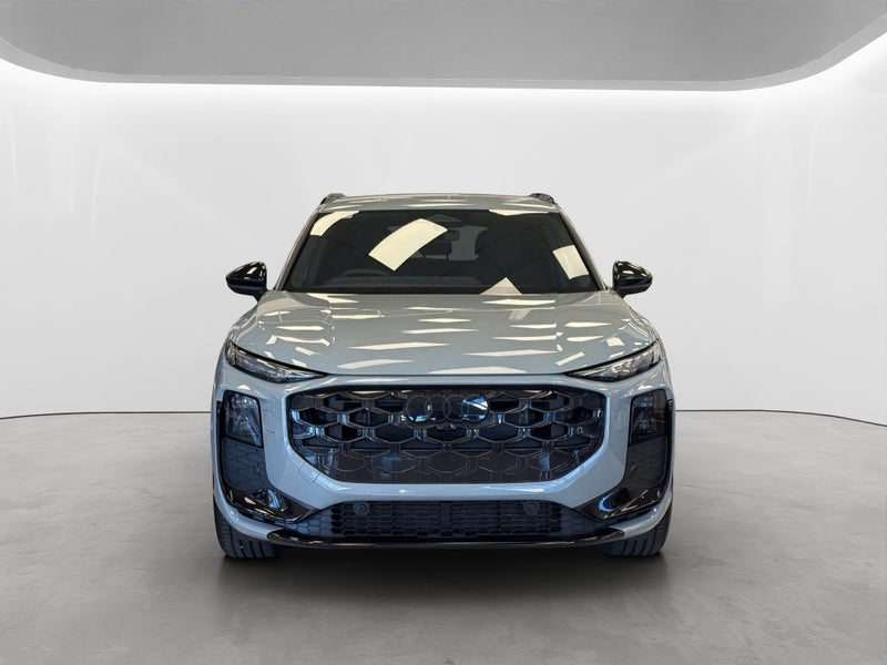 2026 Audi Q3 SUV TFSI 110 kW image 2
