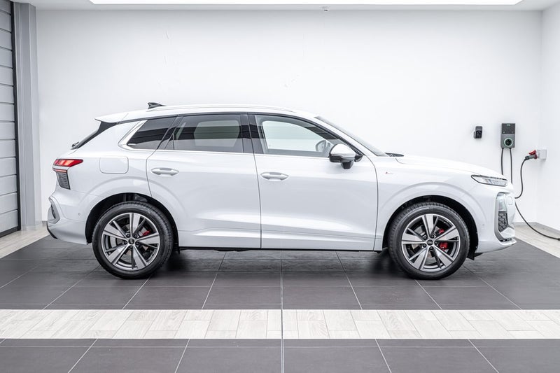 2026 Audi Q3 SUV TFSI 110 KW image 2