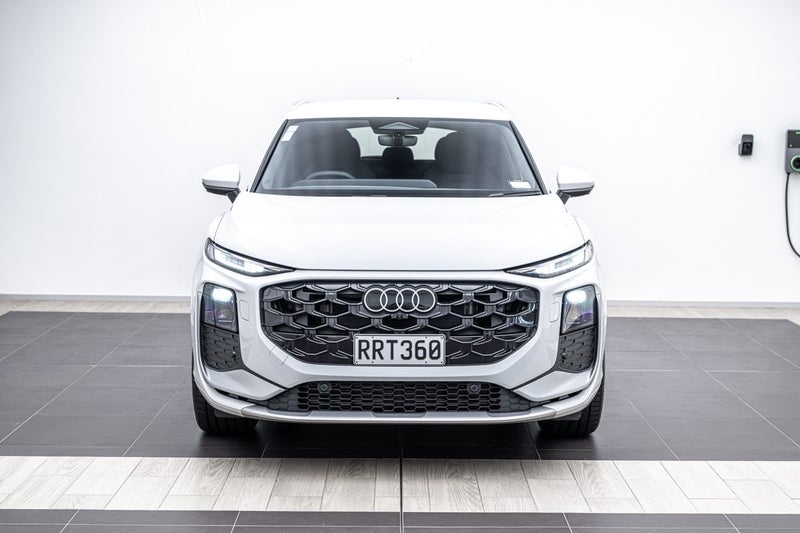2026 Audi Q3 SUV TFSI 110 KW image 5