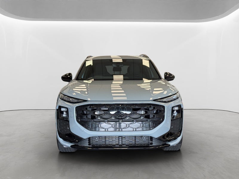 2026 Audi Q3 SUV TFSI quattro 195 kW image 2