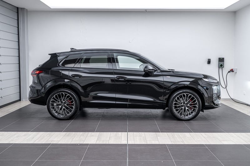 2026 Audi Q3 SUV TFSI quattro 195 kW image 2
