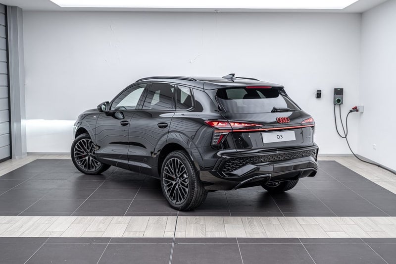 2026 Audi Q3 SUV TFSI quattro 195 kW image 3