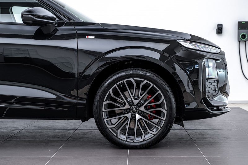 2026 Audi Q3 SUV TFSI quattro 195 kW image 5