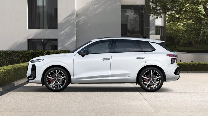 2026 Audi Q3 SUV TFSI quattro 195 kW image 2