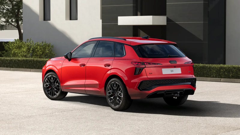 2026 Audi Q3 SUV TFSI QUATTRO 195 KW image 3