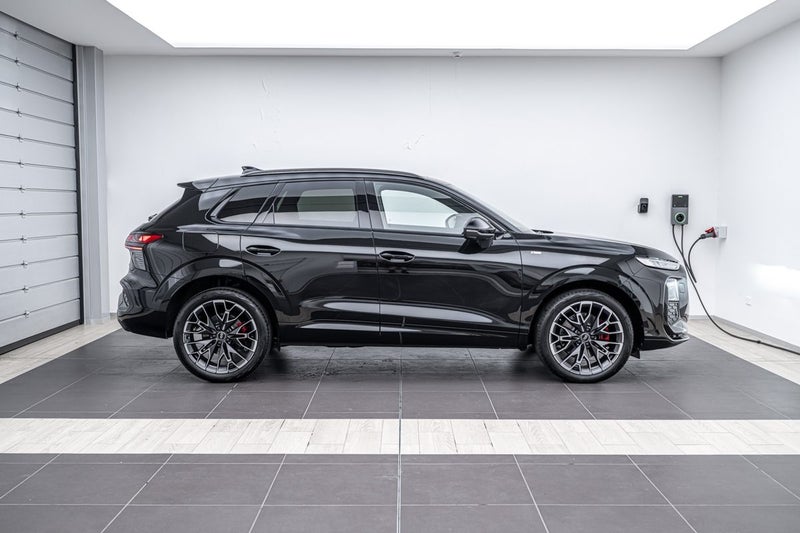 2026 Audi Q3 SUV TFSI quattro 195 kW image 2