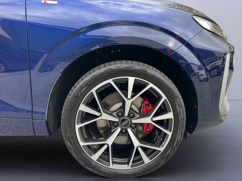 2026 Audi Q3 SUV TFSI quattro 195kW image 3