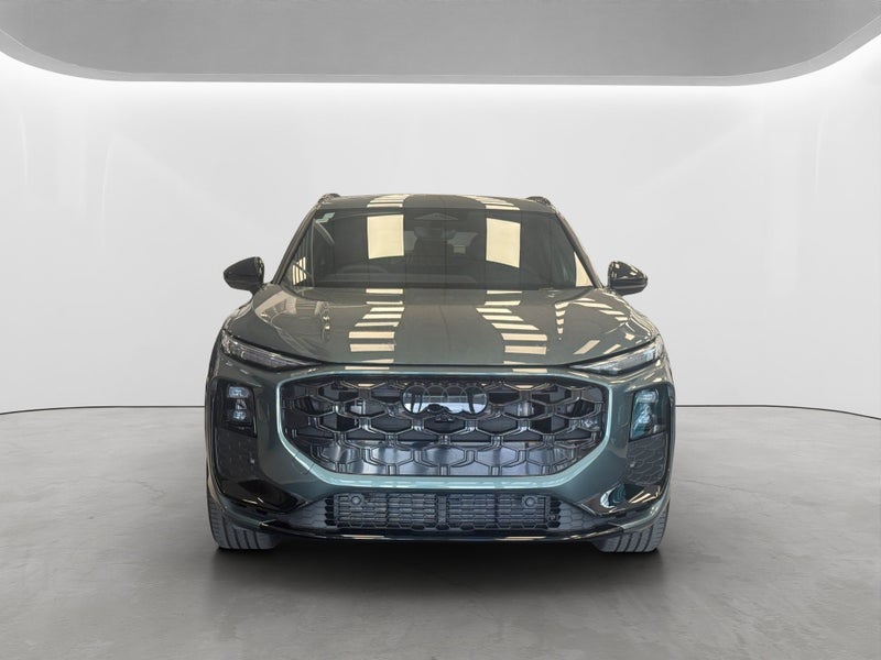2026 Audi Q3 TFSI S tronic image 3