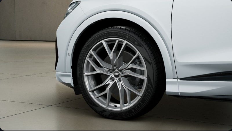 2026 Audi Q4 55 S-Line E-Tron 250kW 4WD Electric image 5