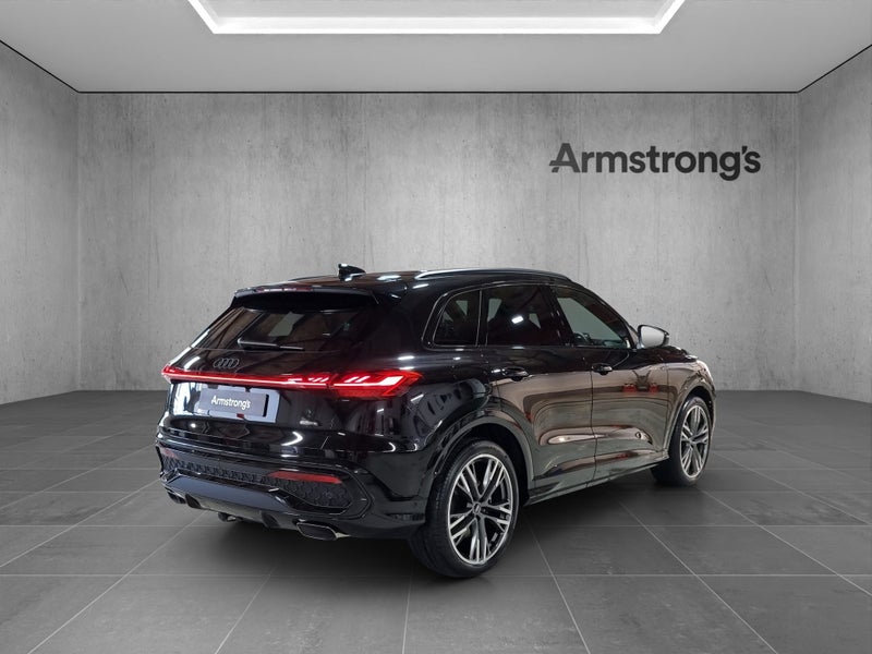 2026 Audi Q5 E-Hybrid S Line Phev image 3