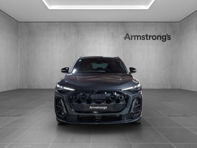 2026 Audi Q5 E-Hybrid S Line quattro image 4