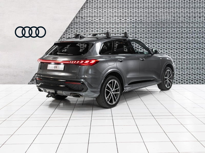 2026 Audi Q5 MHEV+ S Line quattro image 3