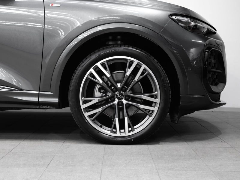 2026 Audi Q5 S-Line 150kW 2L MHEV+ Turbo AWD image 3
