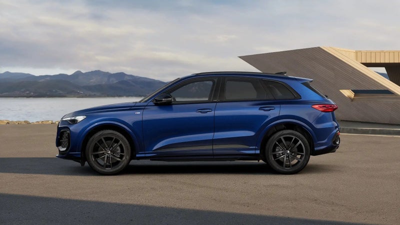 2026 Audi Q5 S-line TFSI MHEV+ 150kW quattro image 2