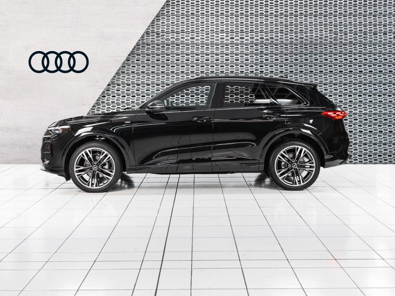 2026 Audi Q5 S Line TFSI quattro image 5