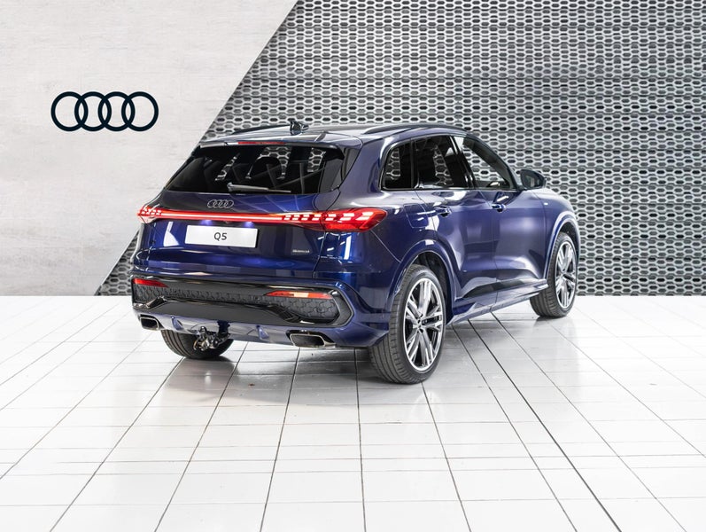 2026 Audi Q5 S Line TFSI quattro image 3