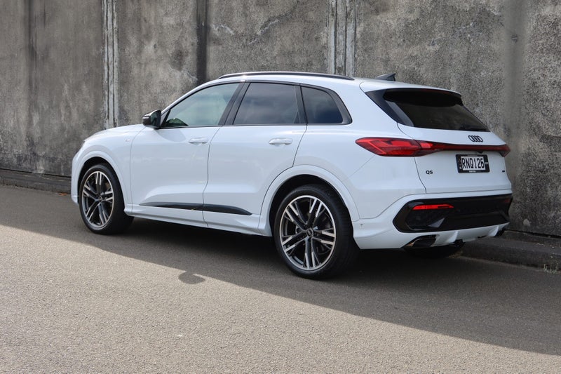 2026 Audi Q5 SUV TFSI quattro S tronic 150 kW image 5