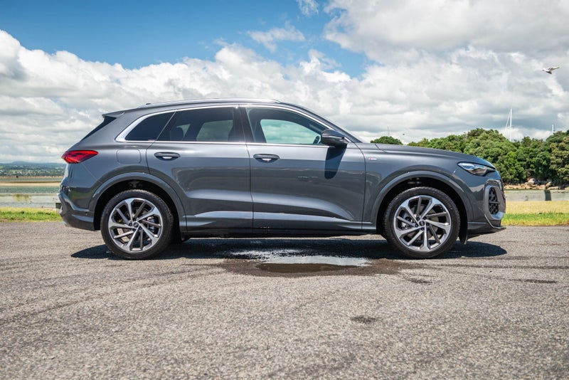 2026 Audi Q5 SUV TFSI quattro S tronic 150 kW image 5