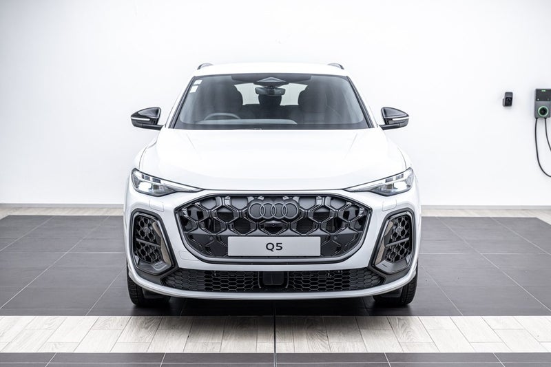 2026 Audi Q5 SUV TFSI QUATTRO S TRONIC 150 KW image 4