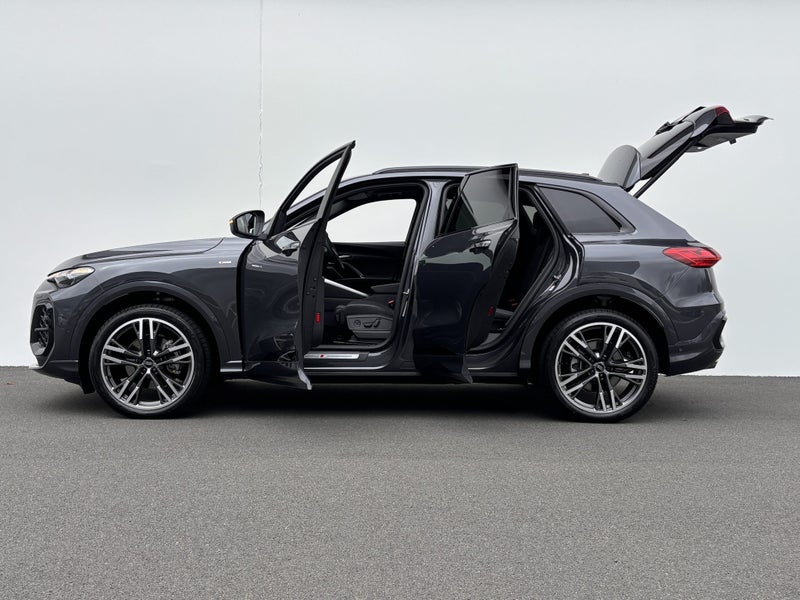 2026 Audi Q5 SUV TFSI quattro S tronic 150kW image 3