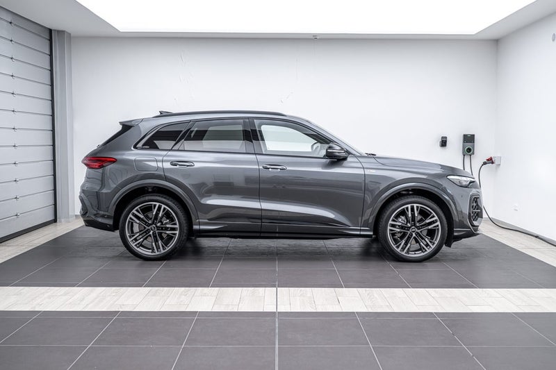 2026 Audi Q5 SUV TFSI QUATTRO S TRONIC image 2