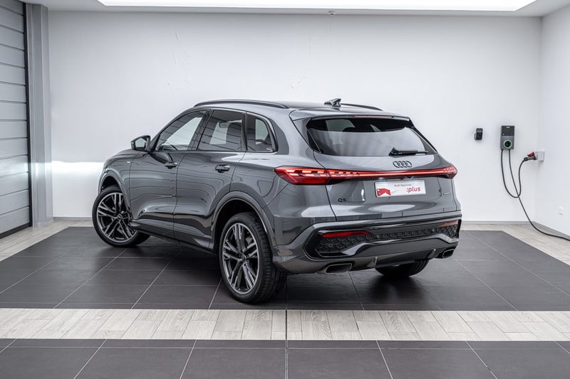2026 Audi Q5 SUV TFSI QUATTRO S TRONIC image 3