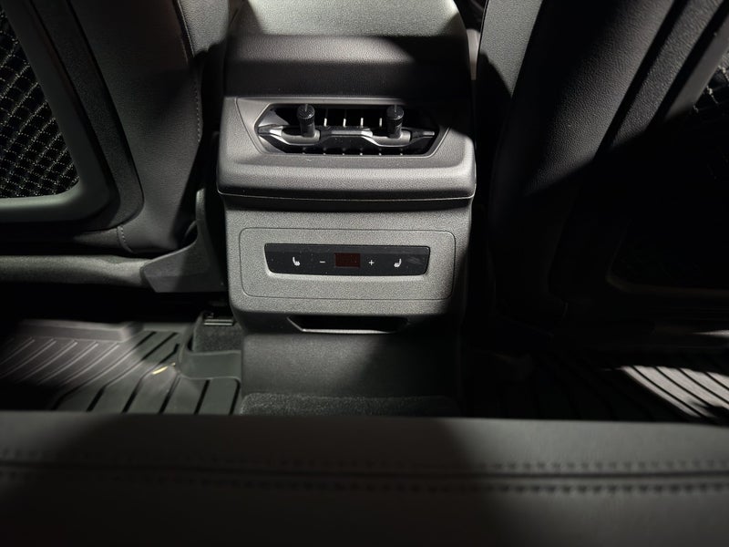 2026 Audi Q6 e-tron Advanced 225kw image 5