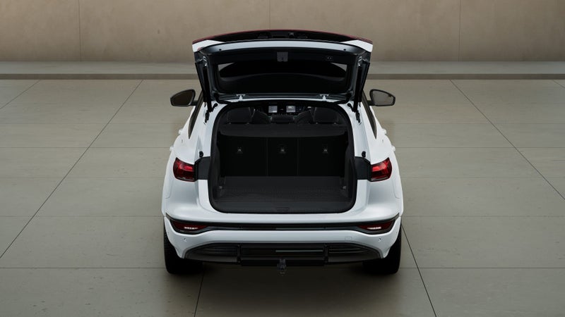 2026 Audi Q6 SQ6 SUV e-tron 360 kW image 5