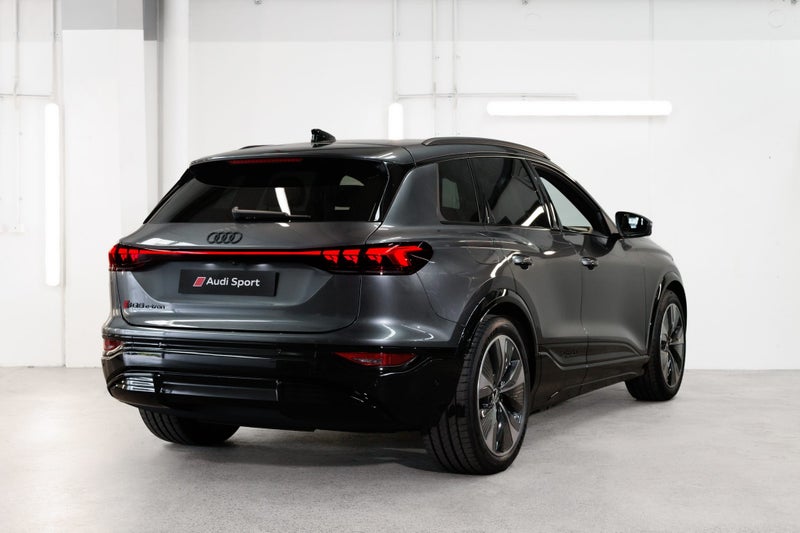 2026 Audi Q6 SSUV e-tron 360 kW image 2