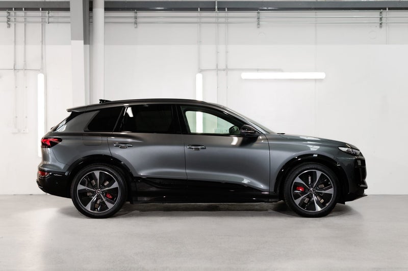 2026 Audi Q6 SSUV e-tron 360 kW image 4