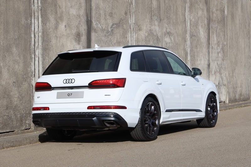2026 Audi Q7 50 TDI image 3