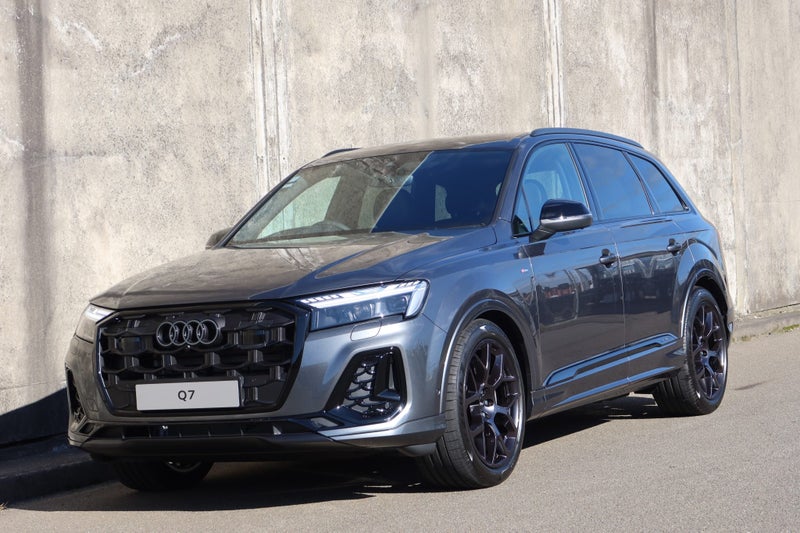 2026 Audi Q7 50 TDI image 4