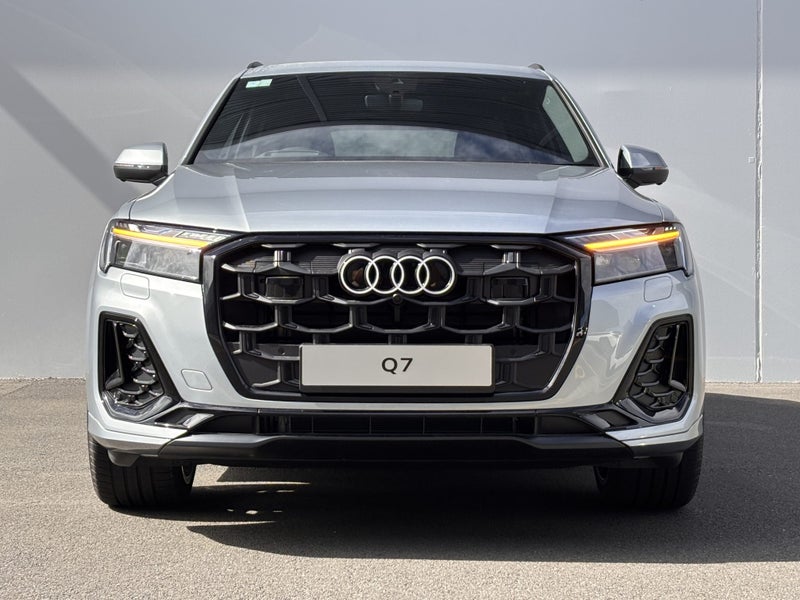 2026 Audi Q7 50 TDI Quattro Tiptronic (210kW) image 3