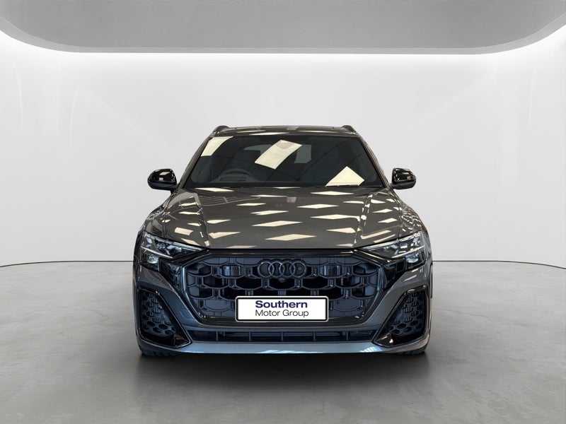2026 Audi Q8 60 TFSI e image 2