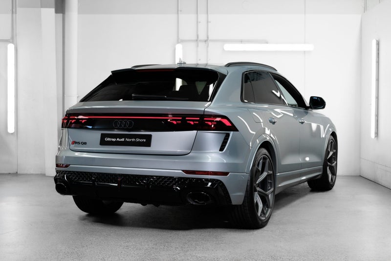 2026 Audi RS Q8 SUV image 2