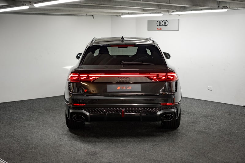 2026 Audi RS Q8 SUV image 5